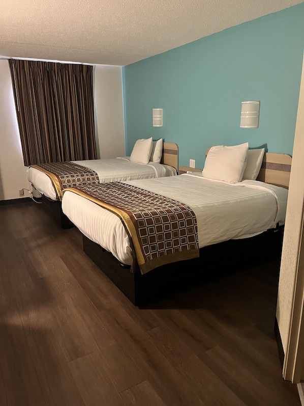 Iron/ironing board, free WiFi, bed sheets