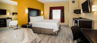 Days Inn & Suites by Wyndham Augusta Near Fort Eisenhower