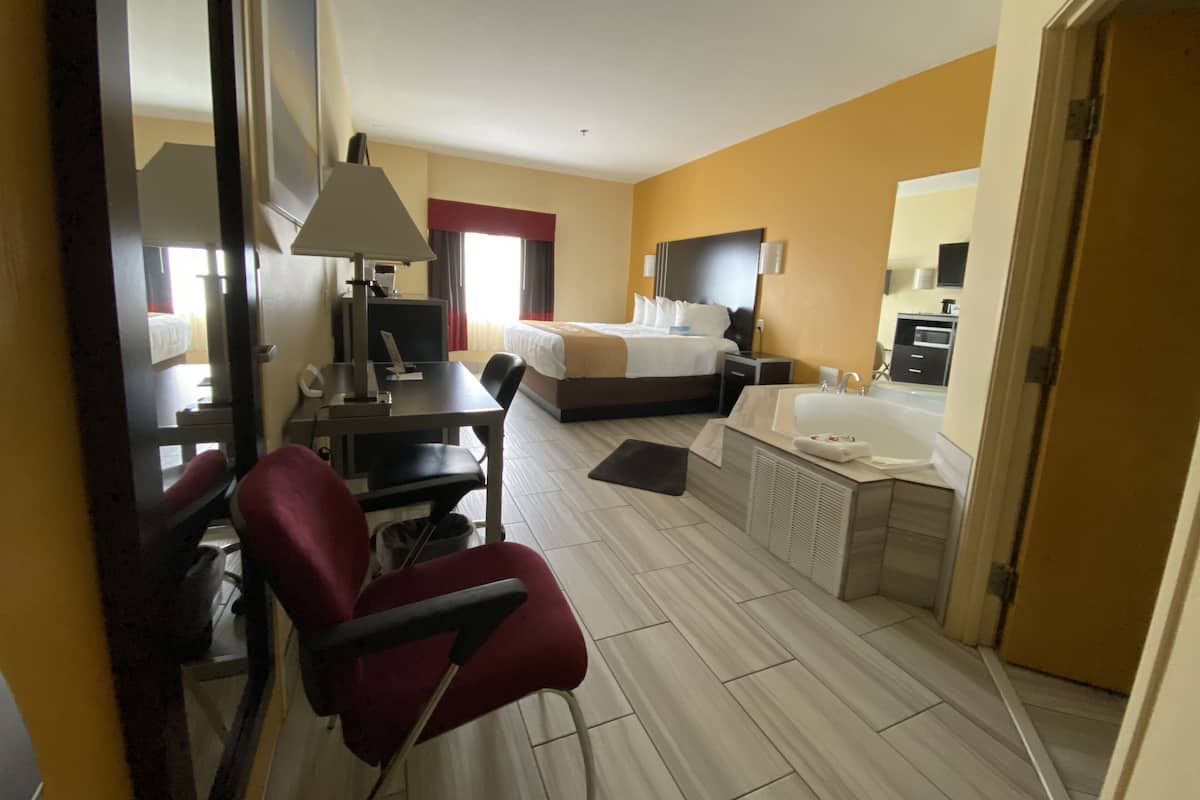 Studio suite, 1 kingsize bed, niet-roken | Italiaanse Frette-lakens, luxe beddengoed, donzen dekbedden