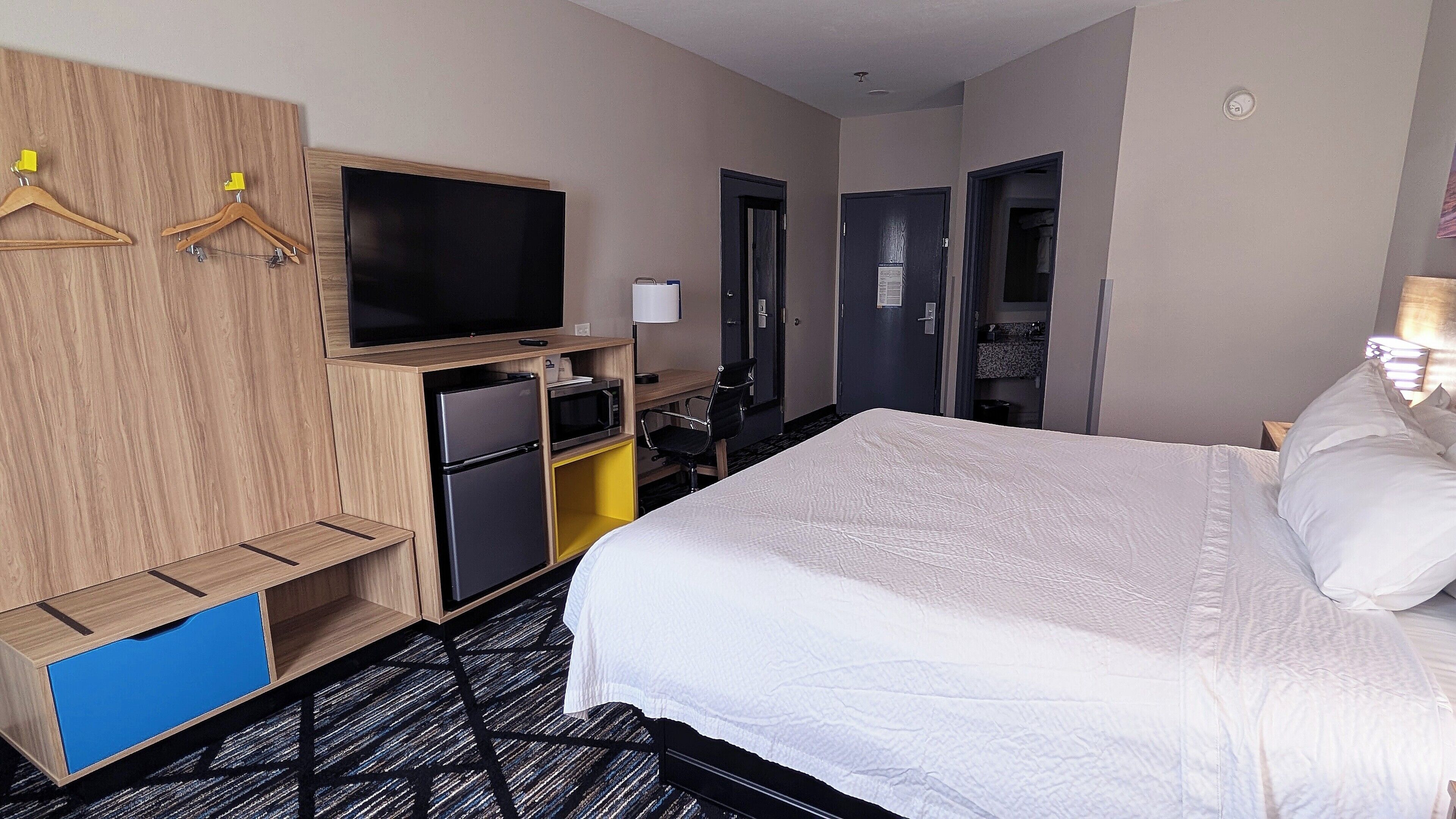 Phòng Tiêu chuẩn, 1 giường cỡ king, không hút thuốc | Bộ trải giường bằng vải Frette của Ý, bộ đồ giường cao cấp 