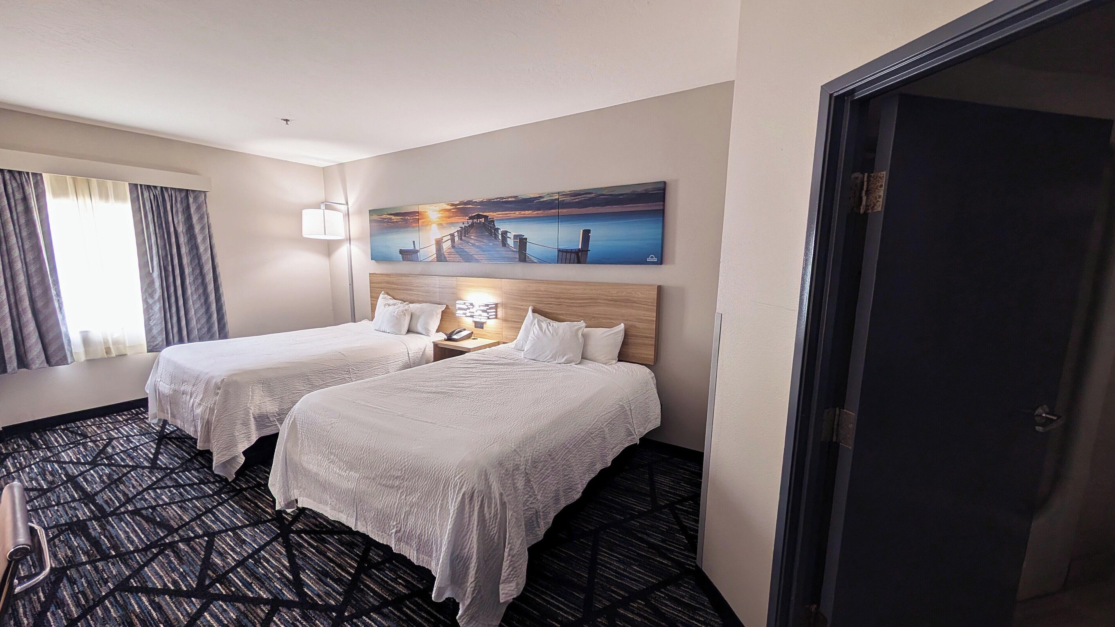 Phòng Tiêu chuẩn, 2 giường cỡ queen, không hút thuốc | Bộ trải giường bằng vải Frette của Ý, bộ đồ giường cao cấp 