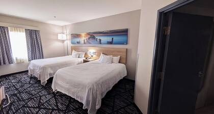 Days Inn & Suites by Wyndham Augusta Near Fort Eisenhower