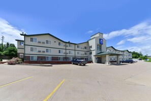 Exterior - Americas Best Value Inn Jefferson City (Jefferson City)