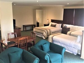 迷你吧、办公桌、隔音、熨斗/熨衣板