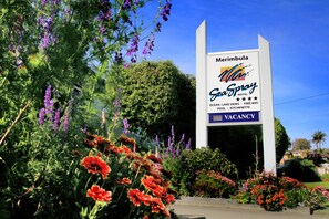 Property entrance - Merimbula Sea Spray Motel (Merimbula)