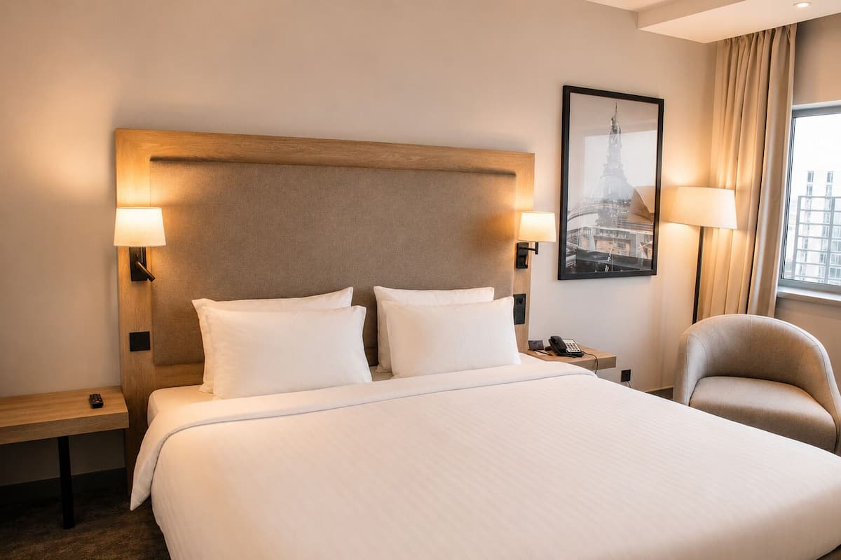 Hypo-allergenic bedding available, in-room safe, desk, blackout drapes