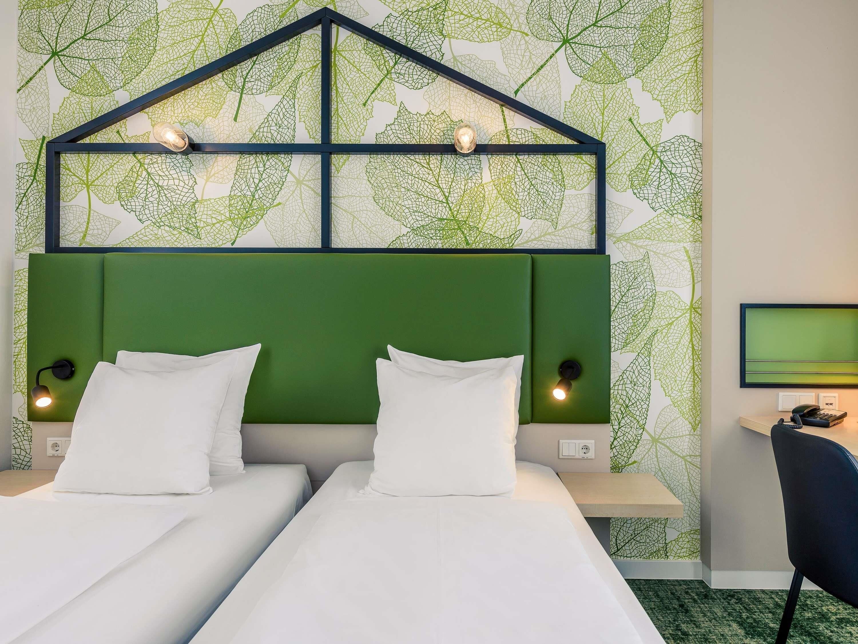 标准双床房, 2 张单人床 | 防过敏的被褥、客房内保险箱、遮光窗帘、隔音