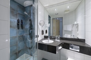 Room, Multiple Beds | Bathroom