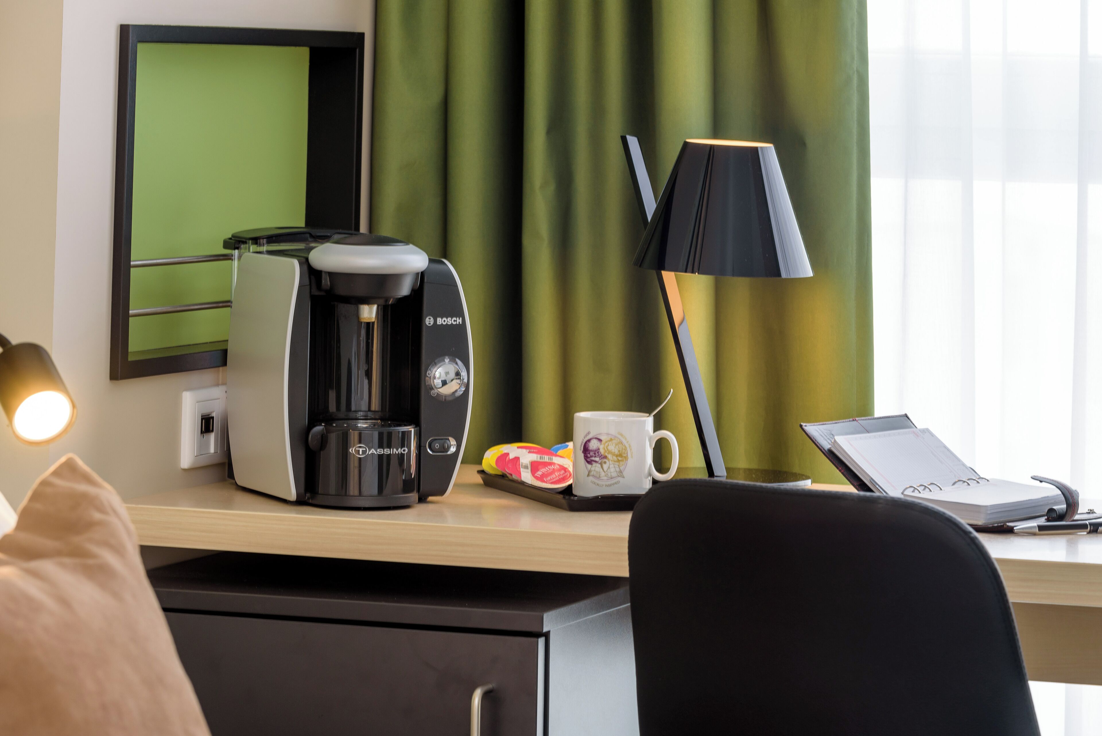 hypo-allergenic bedding, in-room safe, desk, laptop workspace