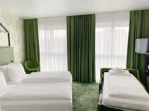 Family Room, Multiple Beds