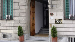 Unclassified image, 3 of 105, button - Hotel Andrea (Florence)