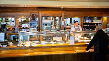 Breakfast, lunch and dinner served