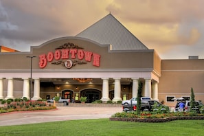 Exterior - Boomtown Casino & Hotel (Bossier City)
