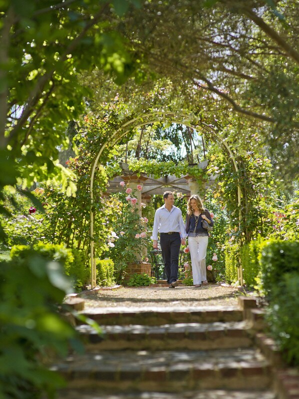 Garden - Jacobs Creek Retreat (Krondorf)