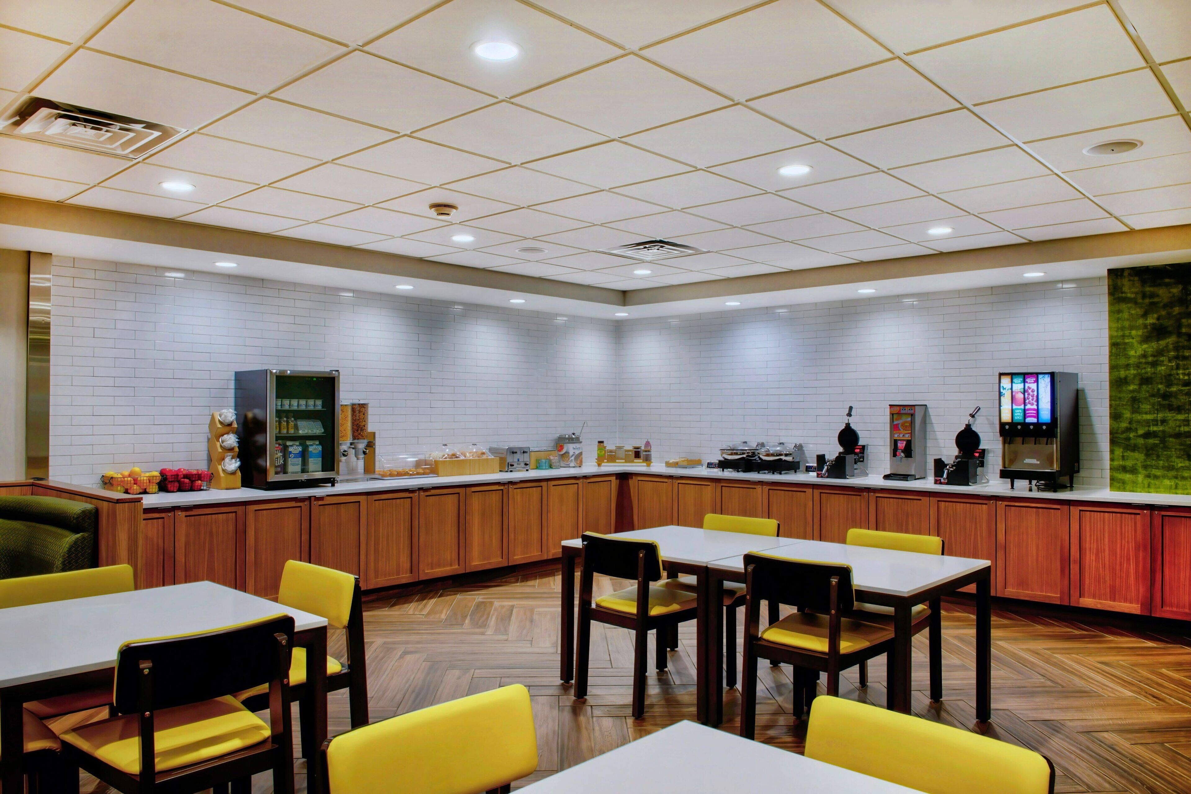 free daily continental breakfast