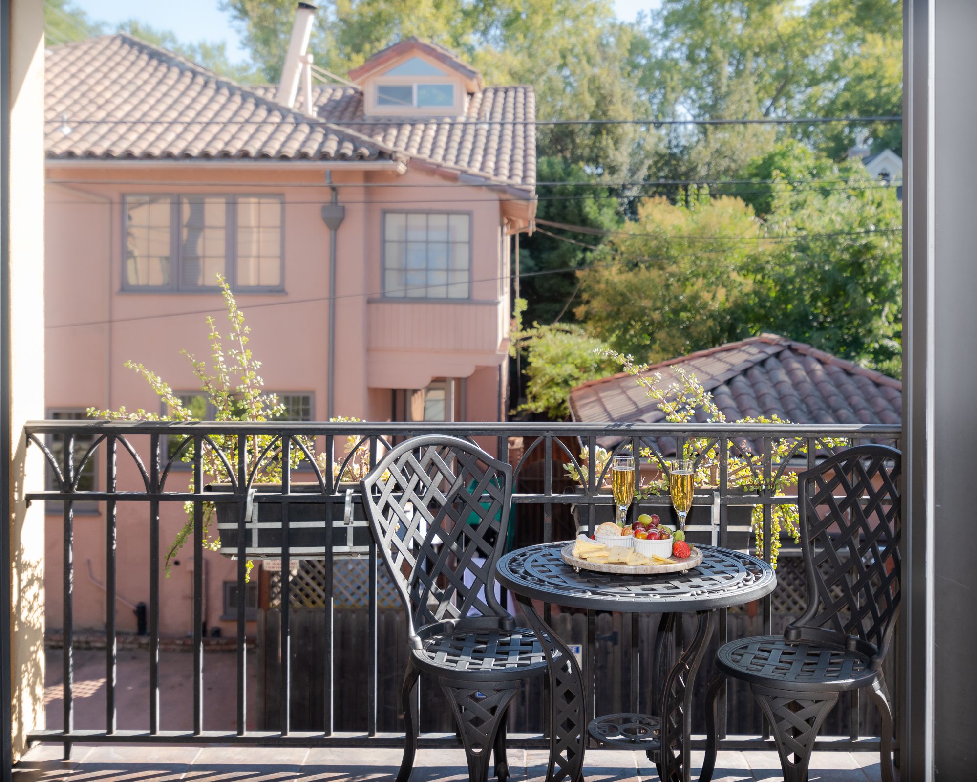 serenity suite | balcony