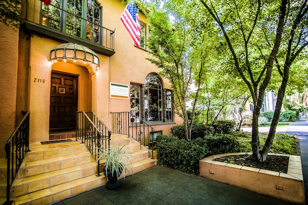 Facciata della struttura