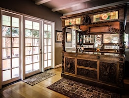 Bar (en el alojamiento)