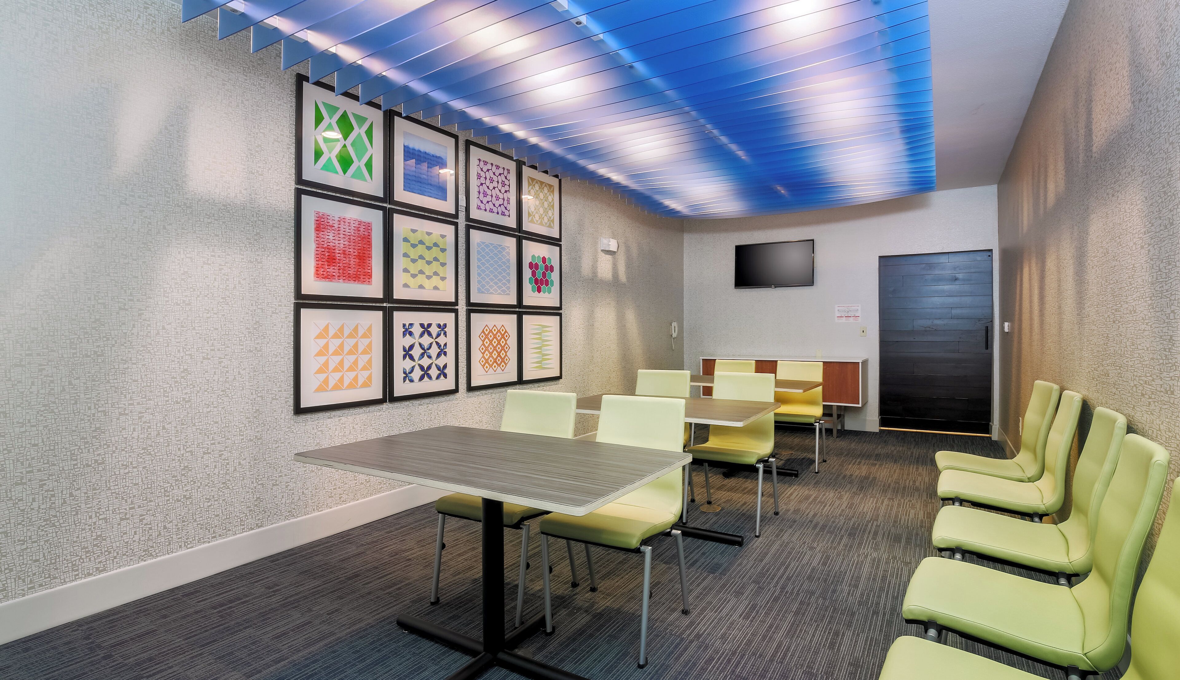 Photo - Holiday Inn Express Las Vegas - Stadium Area by IHG