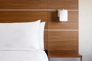 Premium bedding, in-room safe, desk, iron/ironing board