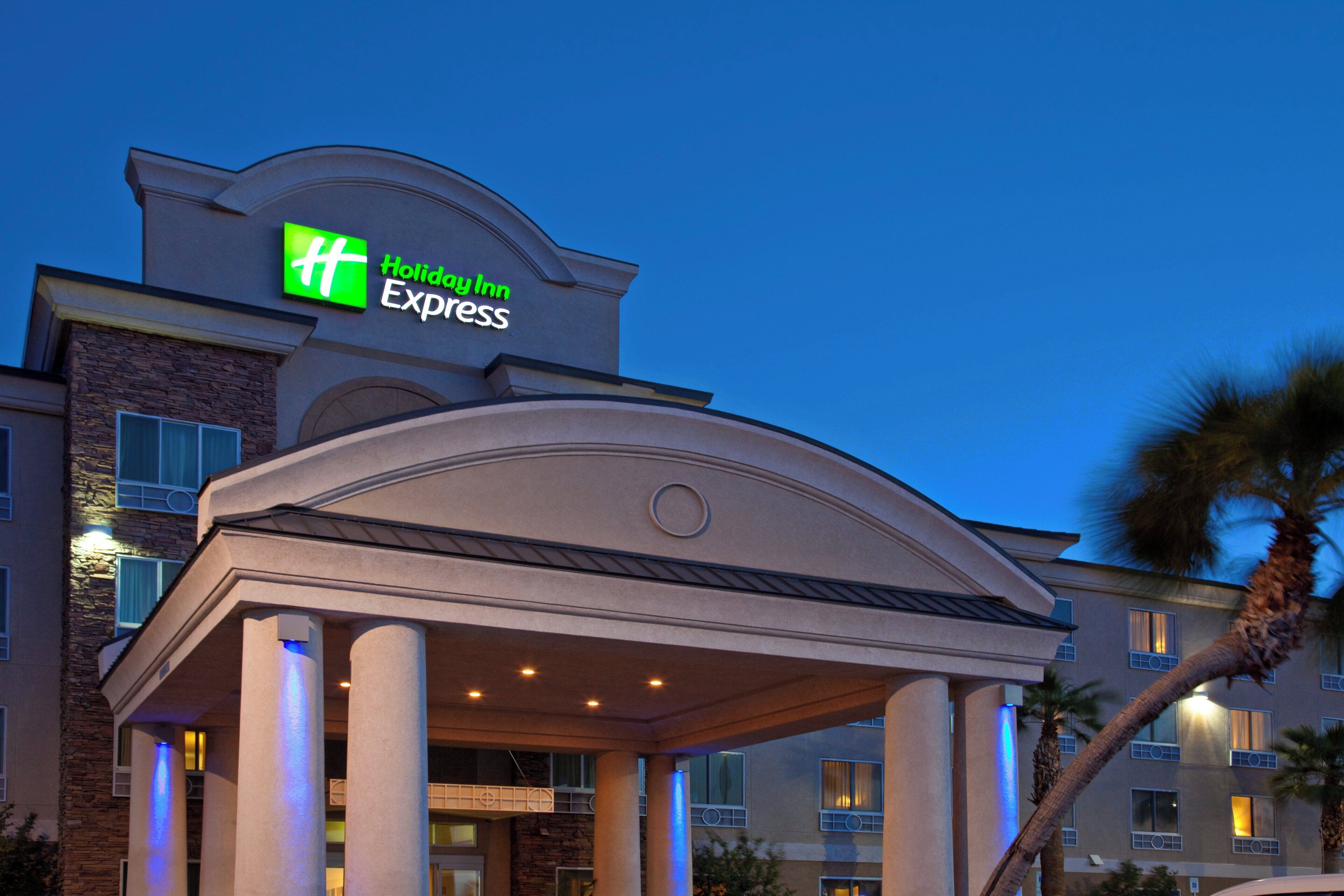 Photo - Holiday Inn Express Las Vegas - Stadium Area by IHG