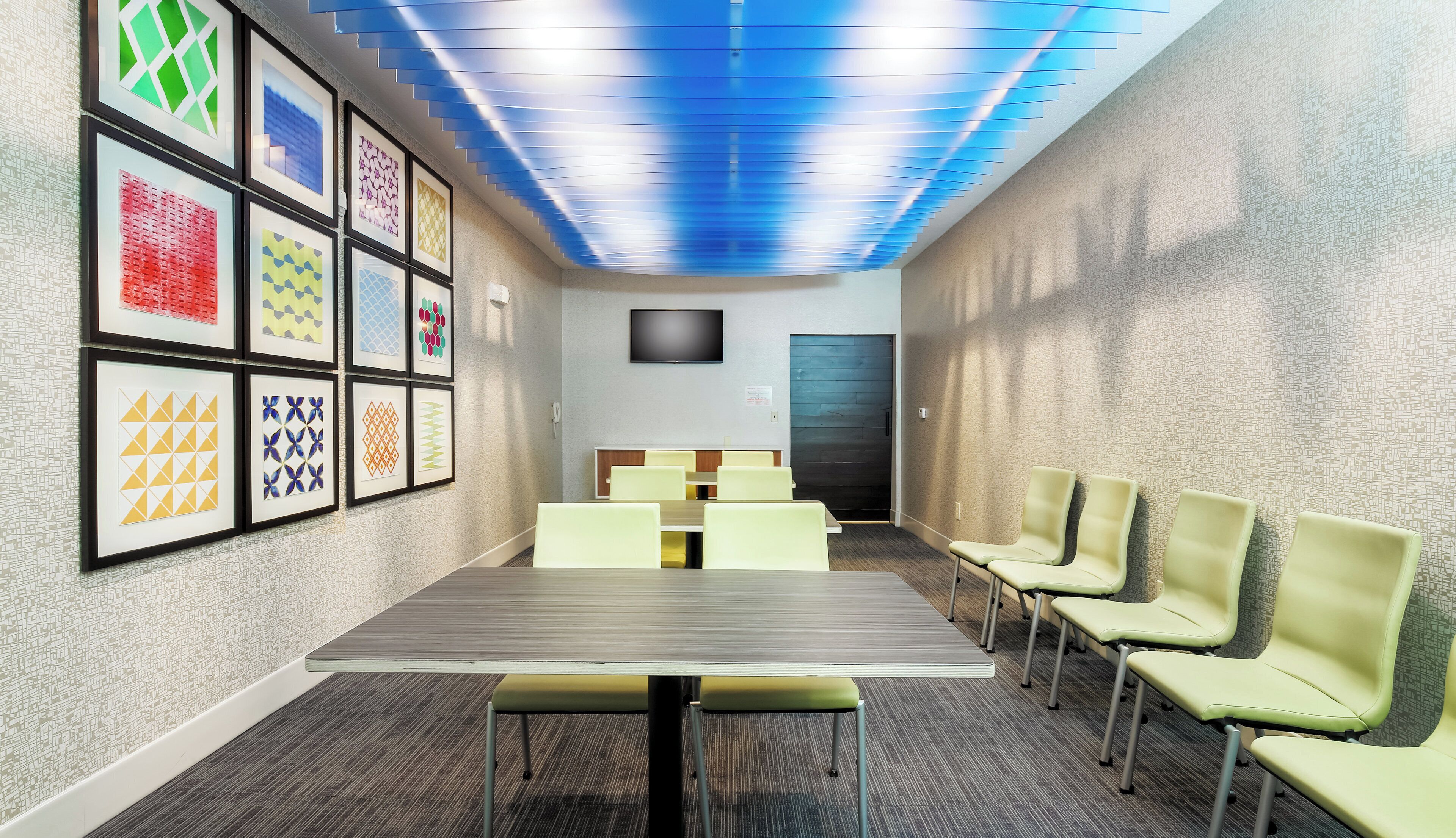 Photo - Holiday Inn Express Las Vegas - Stadium Area by IHG