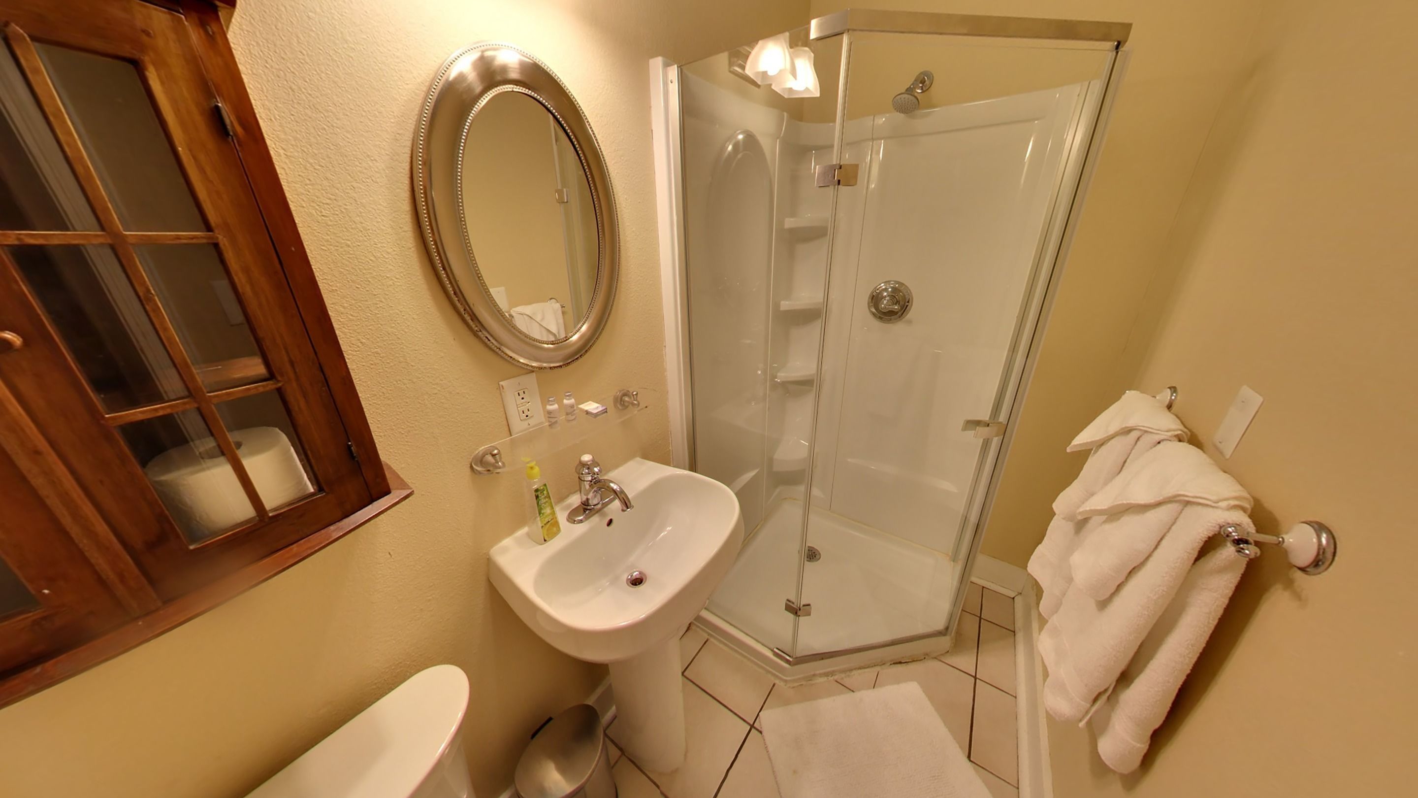 Photo - Balcony Guest House