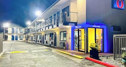 Motel 6 Bellingham, WA