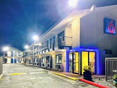 Motel 6 Bellingham, WA
