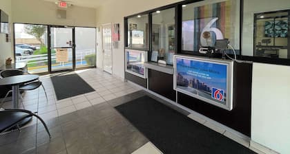 Motel 6 Duncanville, TX - Dallas