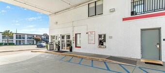 Red Roof Inn Houston – Jersey Village