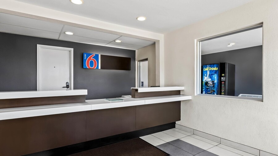 Motel 6 Murfreesboro, TN