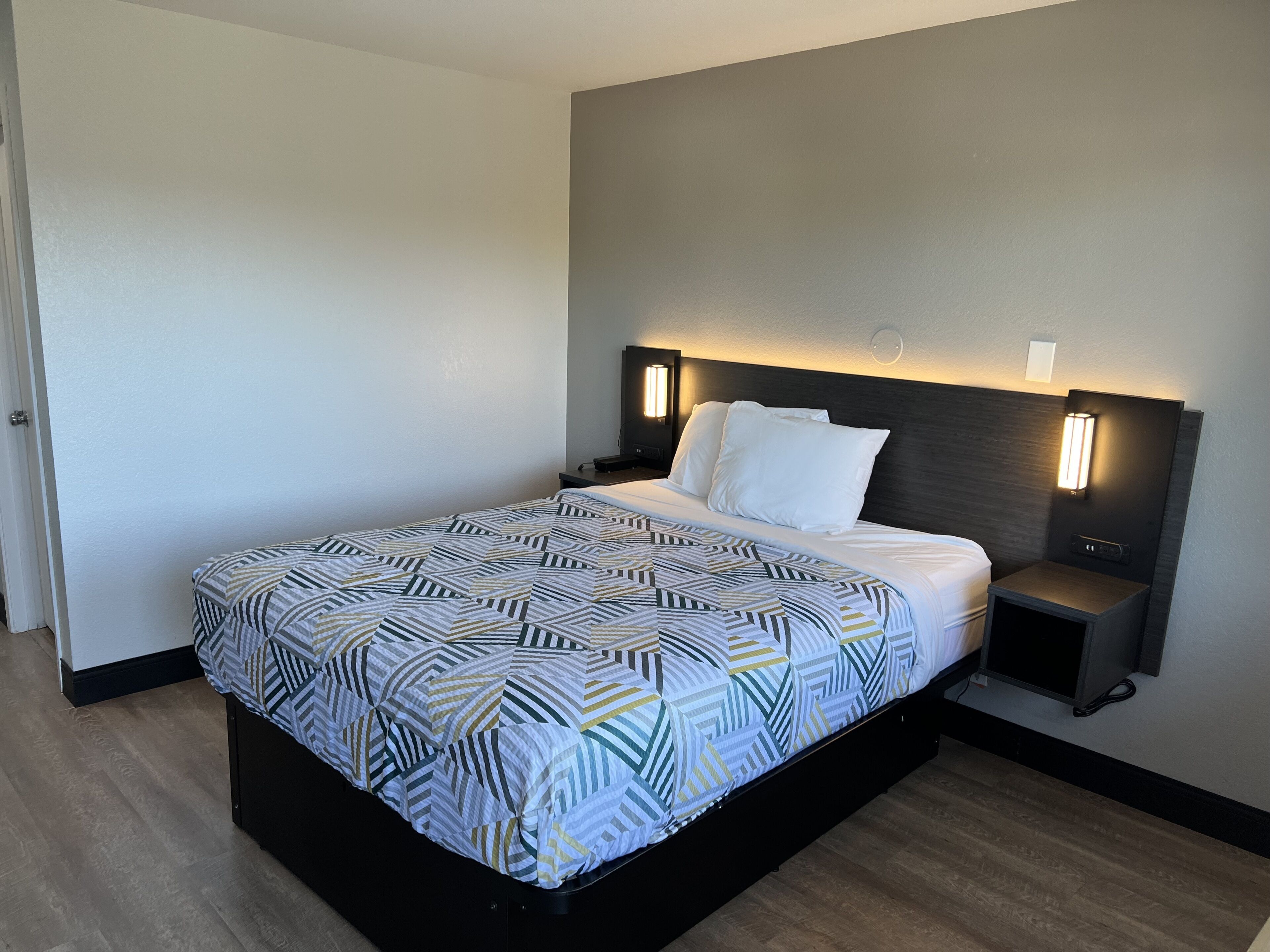 Rom – standard, 1 queensize-seng, ikke-røyk