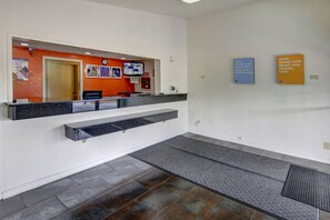 Reception - Motel 6 Union City, GA - Atlanta Airport (Union City)