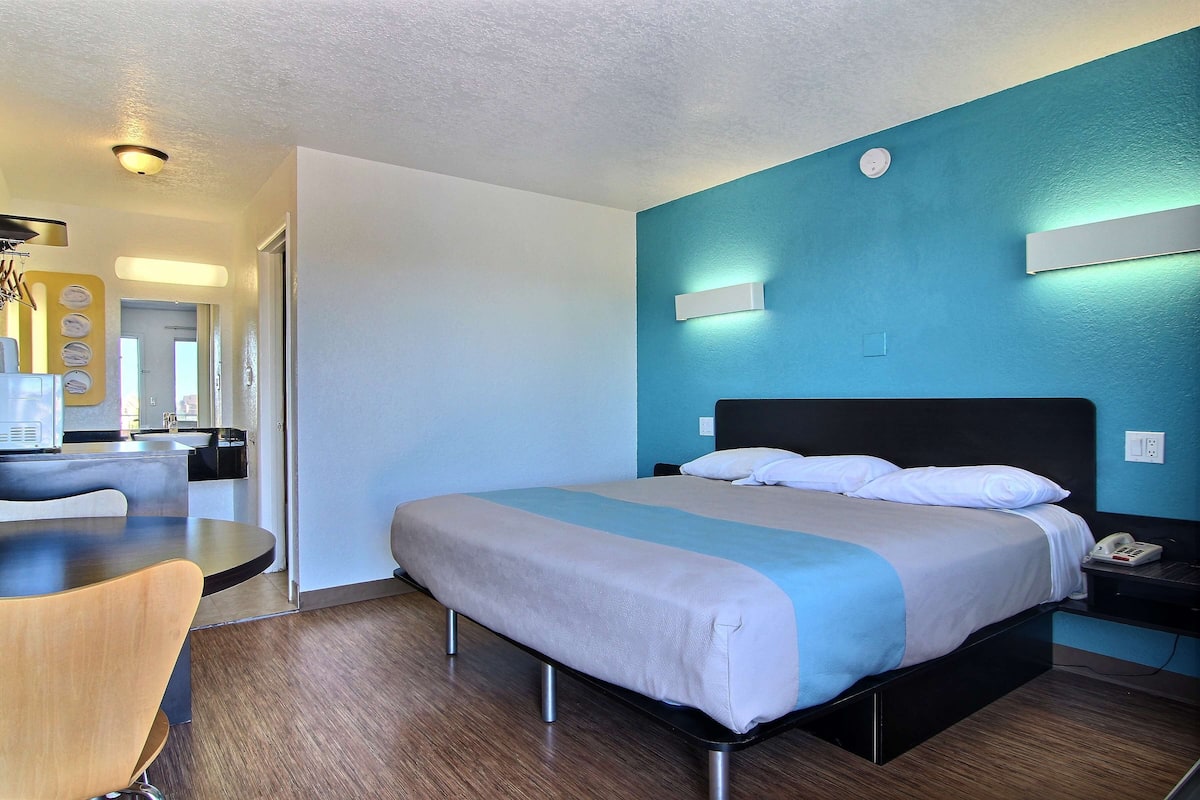 Wifi gratis y ropa de cama