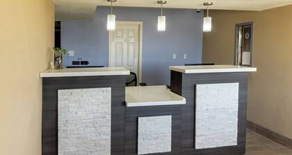 Super 8 by Wyndham Big Spring