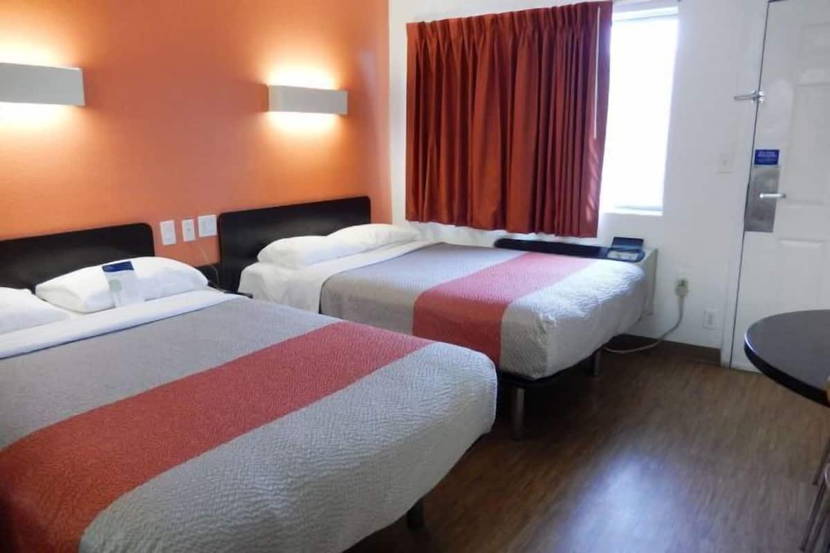 WiFi (free), alarm clocks, bed sheets