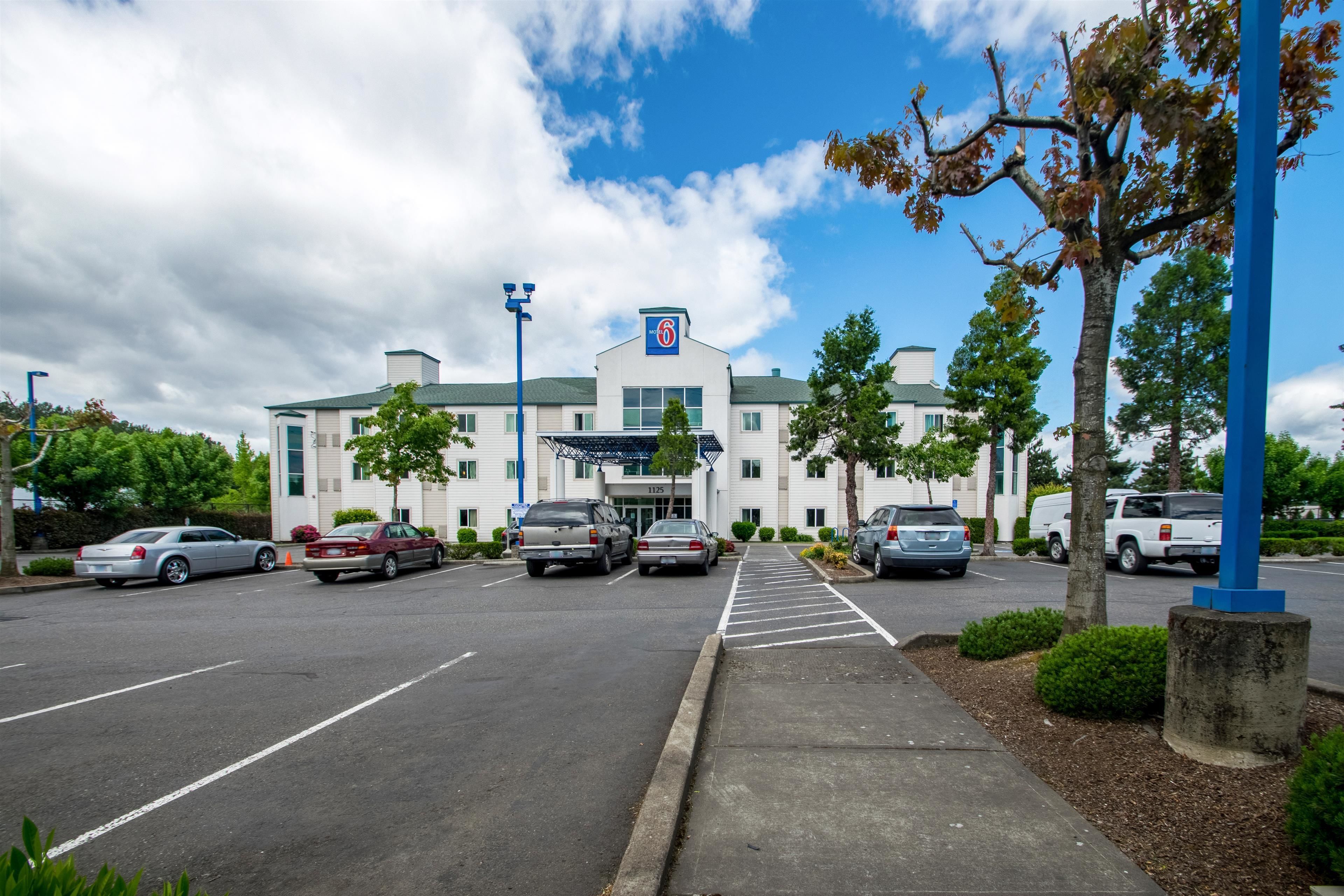 Photo - Motel 6-Portland, OR - I-5
