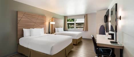 Desk, blackout curtains, cots/infant beds, free WiFi