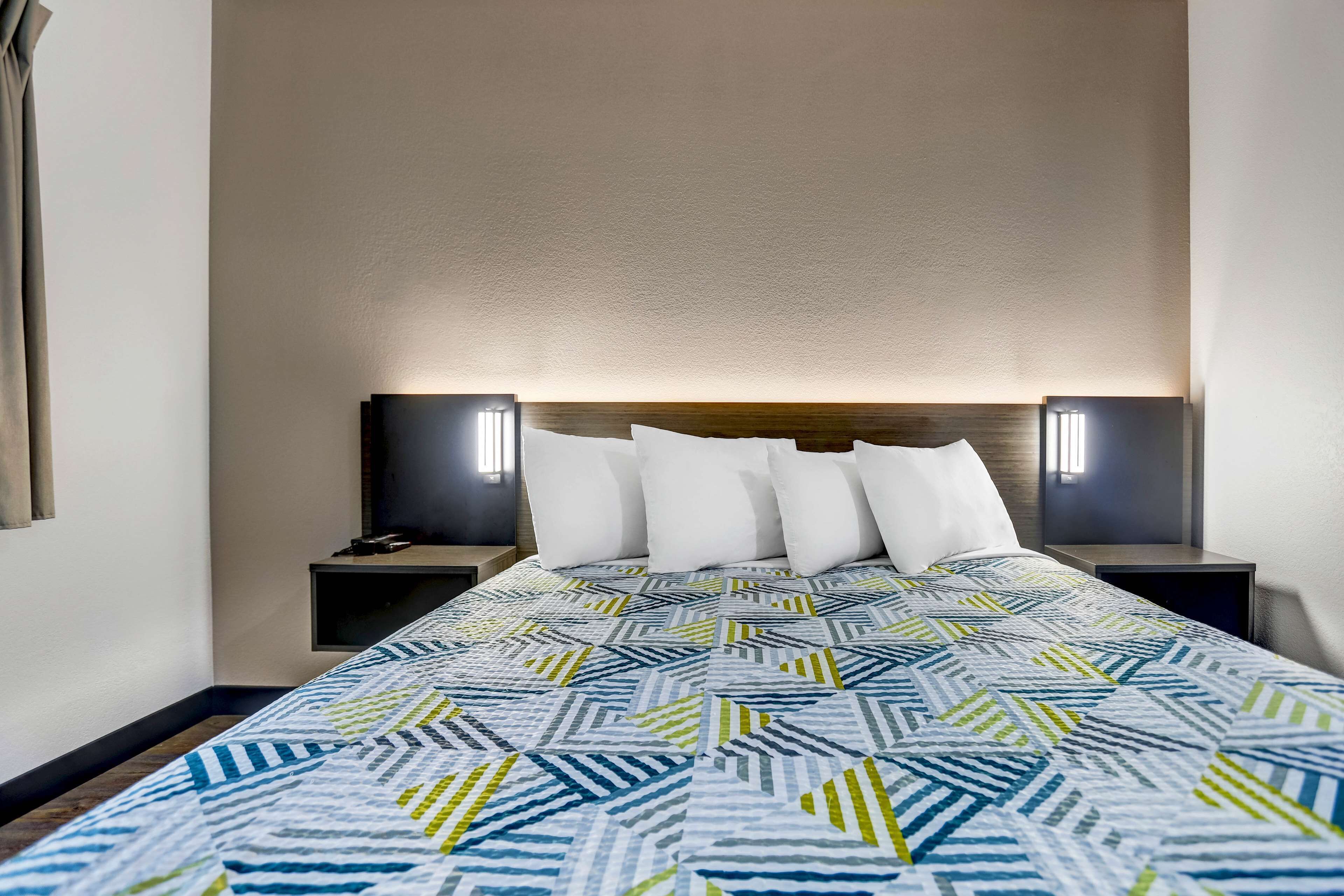 Free WiFi, bed sheets, alarm clocks