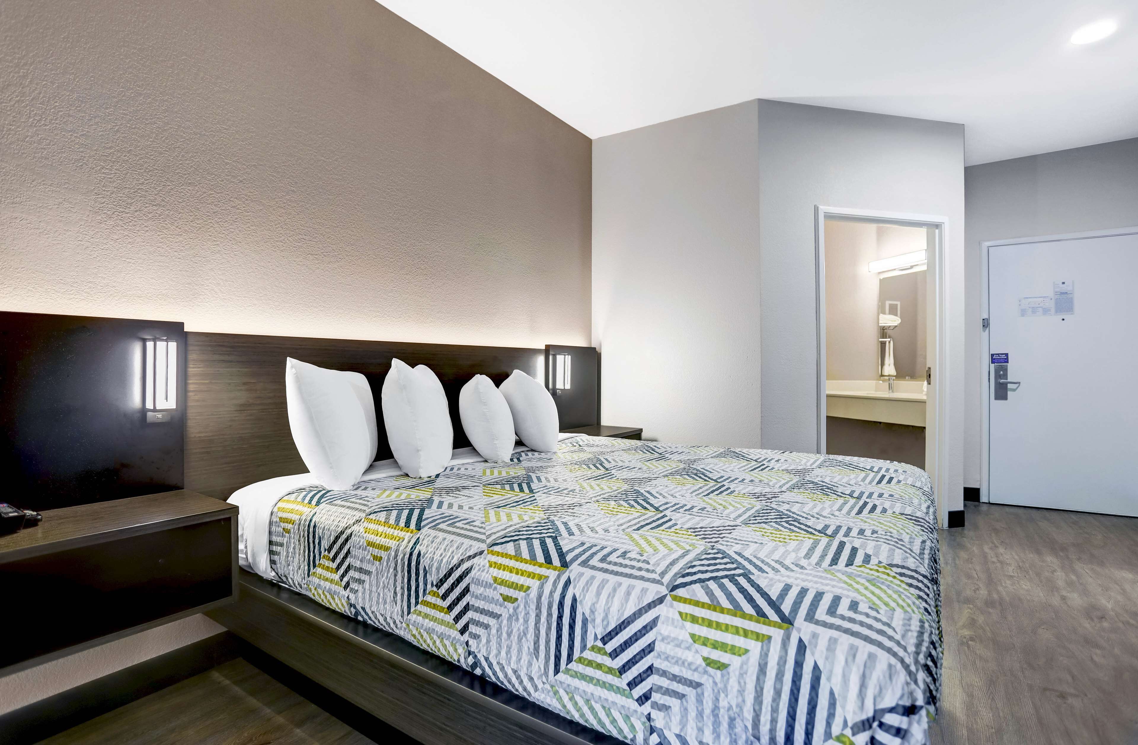 Free WiFi, bed sheets, alarm clocks