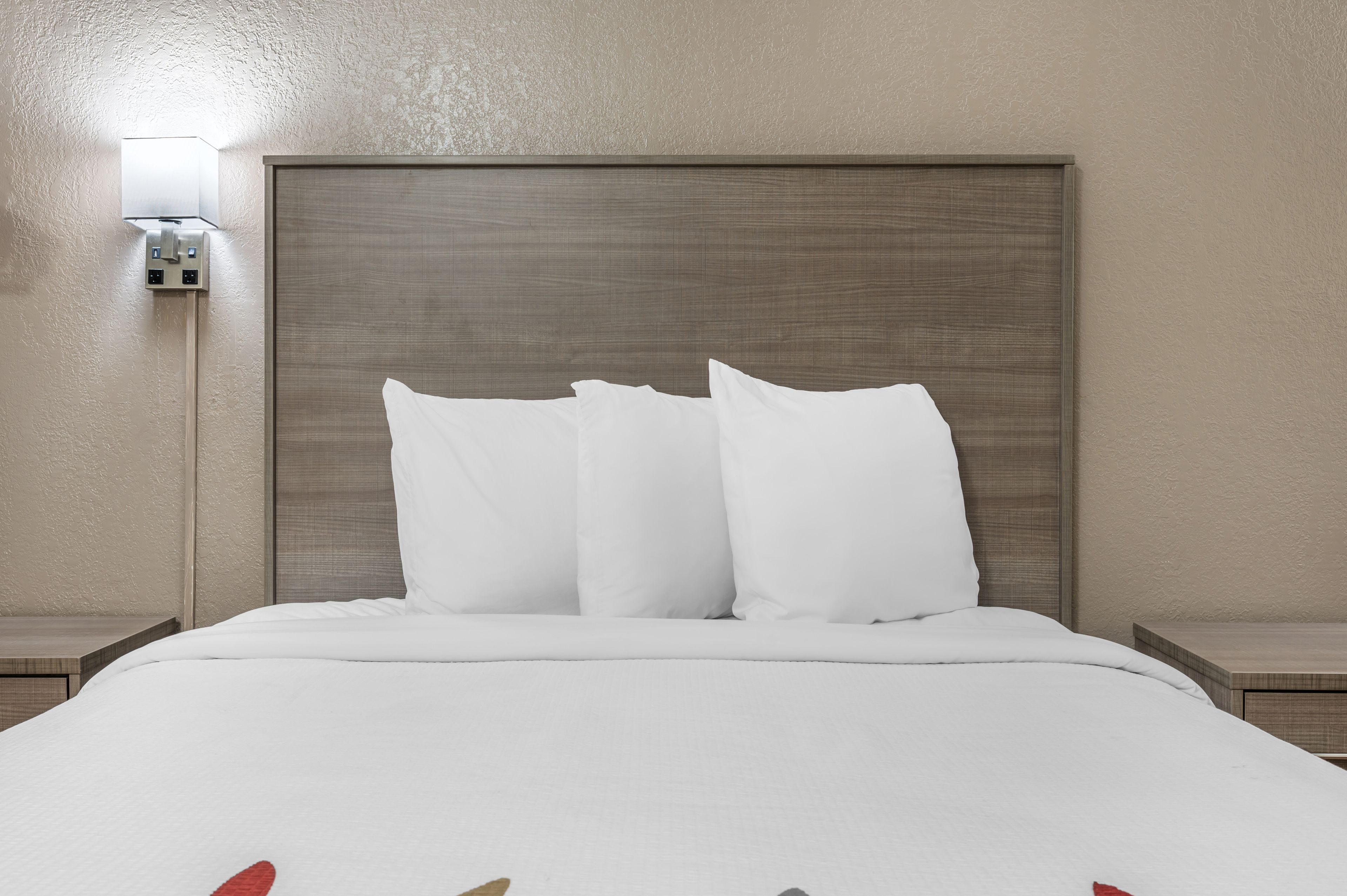 Superior Room, 1 Queen Bed, Non Smoking, Jetted Tub