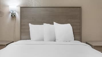 Superior Room, 1 Queen Bed, Non Smoking, Jetted Tub