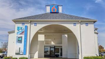 EntrĂ©e de lâhĂ©bergement