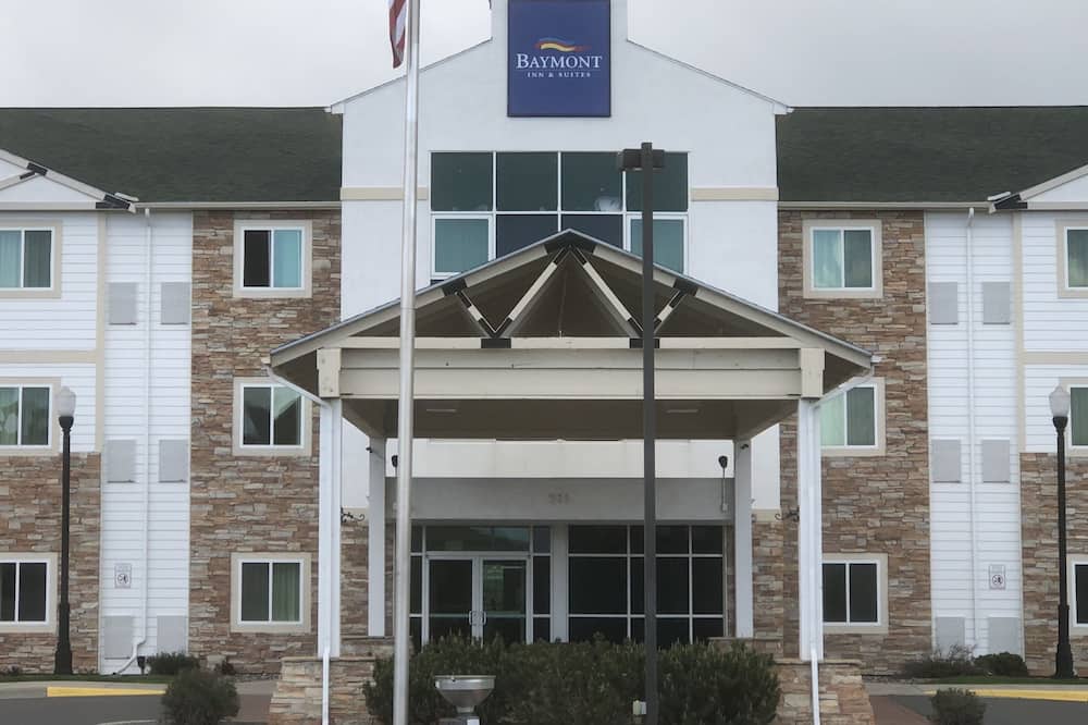 Baymont Inn & Suites Sheridan