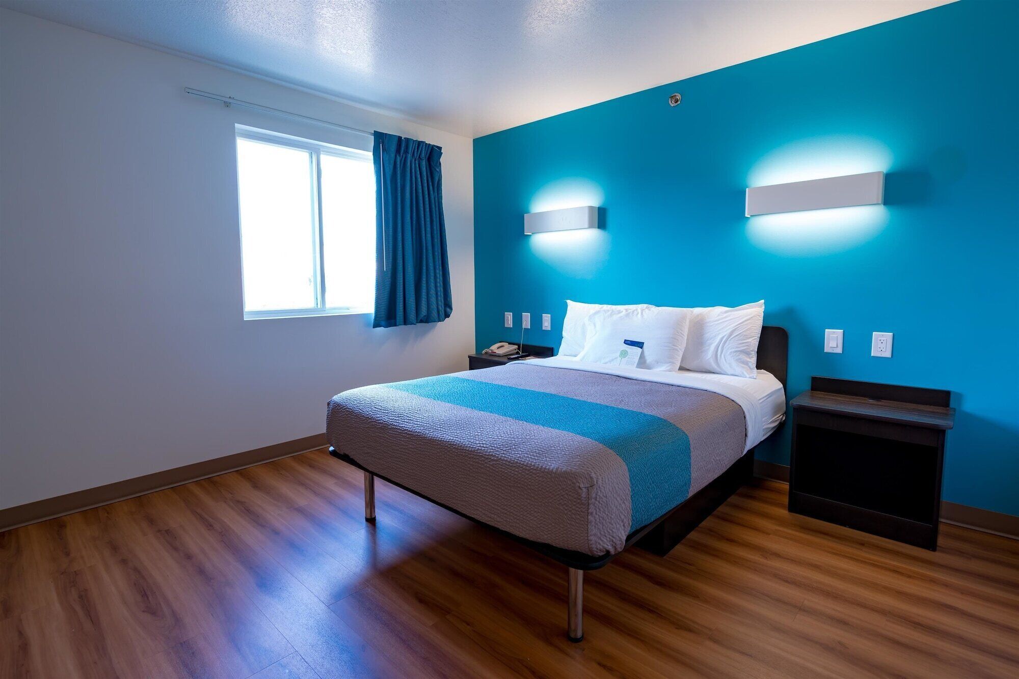 Desk, free WiFi, bed sheets, alarm clocks