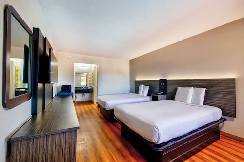 Motel 6 Gainesville, GA