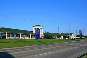 Exterior - Motel 6 Sallisaw, OK (Sallisaw)