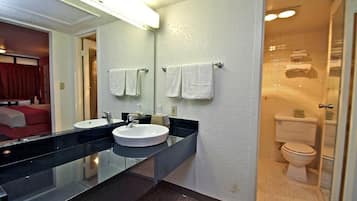 Duschwanne, Regendusche, Handtücher