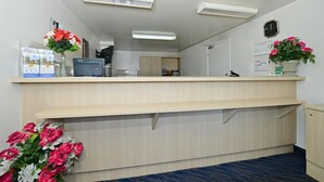 Unclassified image, 5 of 17, button - Americas Best Value Inn Battle Creek (Battle Creek)
